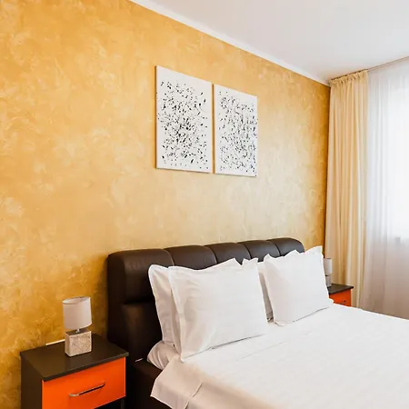 Apartbnb Bella Vista 50 Apartamento Braşov